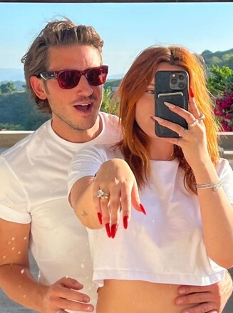Bella Thorne and her fiance.